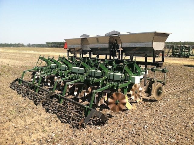 Dry Fertilizer Applicators