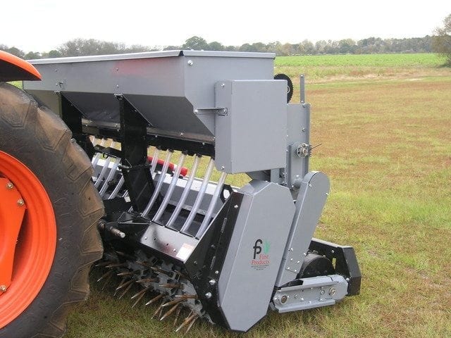 MULTI-drill no-till seed drill in the field